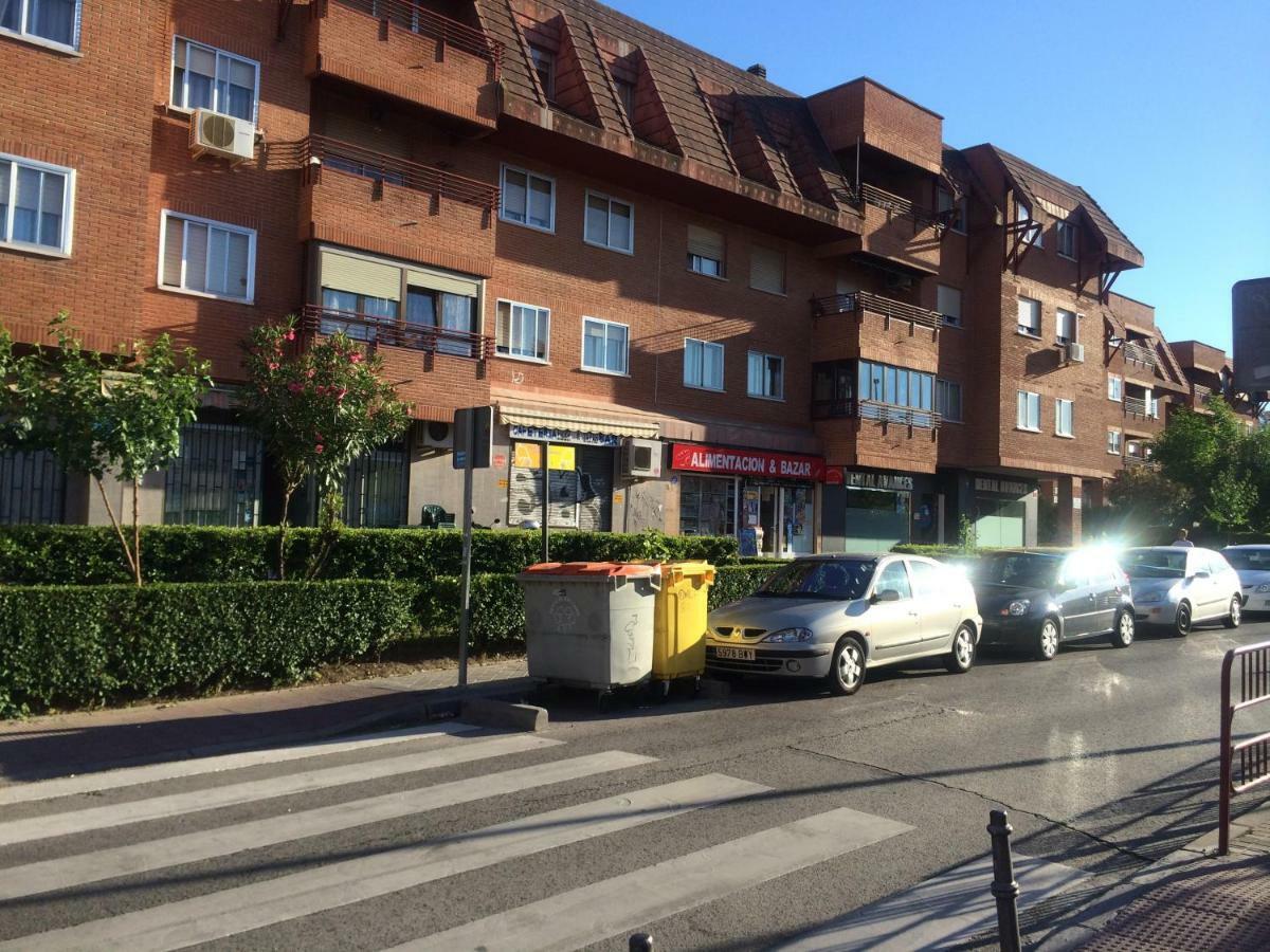 Vivienda Familiar Con Jardin Junto A Ifema Appartement Madrid